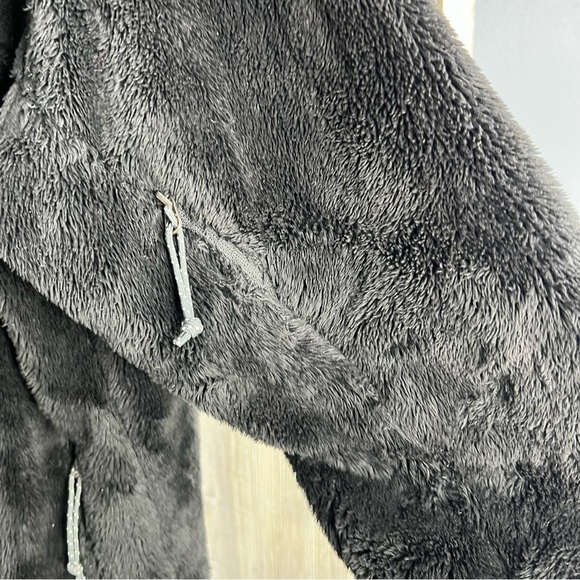 Mountain Hard Wear Wind Stopper Jacket - Picture 4 of 11